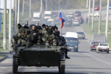 Российское командование ОРДЛО обеспокоено: боевики часто использует бронетехнику для разбоев и поездок за водкой