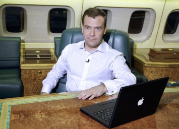 В США хотят запретить ноутбуки в салонах самолетов на авиарейсах из Европы