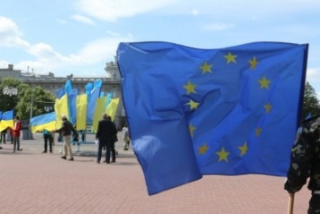 Над Черниговом реет флаг Евросоюза