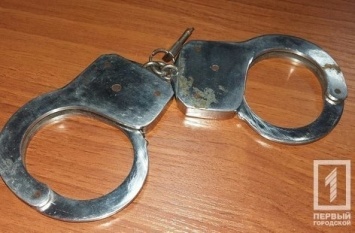 В Кривом Роге мужчина поймал "черных металлистов" и задержал их до приезда полиции