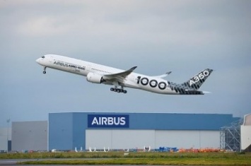 A350-1000 впервые поднялся в воздух с пассажирами