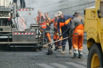 На строительство трассы «Таврида» в Крыму ищут тысячи рабочих: вакансии и размер зарплат