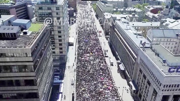 Участники многотысячного митинга в Москве потребовали отставки мэра Собянина