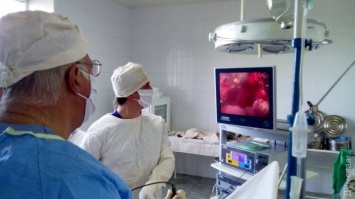 В районной больнице под Одессой провели три сложнейшие операции на внутренних органах - без больших разрезов