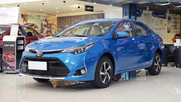 В Китае собирают заказы на новый седан Toyota Levin