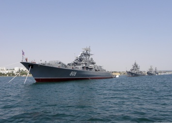 Украина и США обнаружили корабли российского флота в Черном море