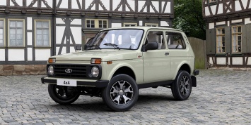 АвтоВАЗ начал продажи юбилейной Lada 4x4