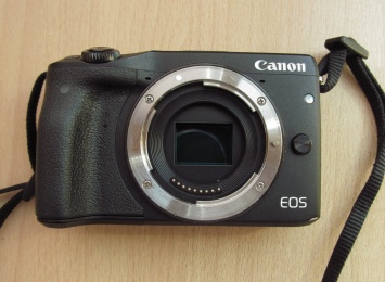 Canon EOS M3 - мощная системная камера