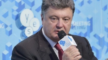 Порошенко: Россия не отвела технику и своих солдат из Украины