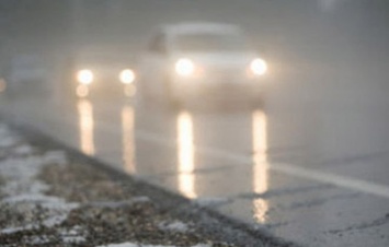 МЧС предупреждает московских водителей об опасности на дорогах из-за густого тумана