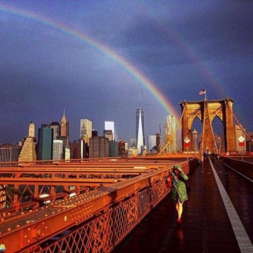 В годовщину теракта 11 сентября над Нью-Йорком появилась двойная радуга