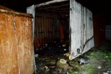 В Одессе пожар в гараже унес жизни двоих человек
