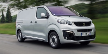 Peugeot и Citroen назвали российские цены на новые фургоны