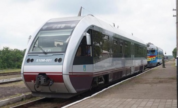 В Мариуполь дополнительно назначили три пассажирских поезда