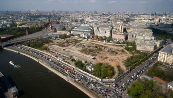 В парке «Зарядье» нашли топоры времен Бронзового века