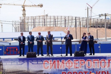 Дети устроили концерт для строителей нового терминала аэропорта «Симферополь» (ФОТО)