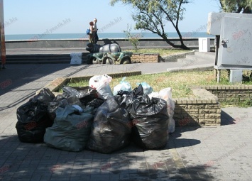 Коммунальные службы навели порядок в центре города