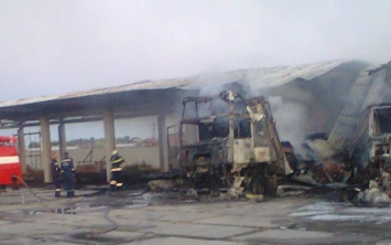 В Олешковском районе горели грузовики