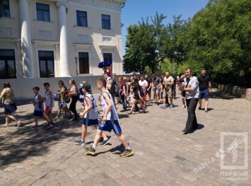 Одесские спортсмены провели «Марш чемпионов», чтоб обратить внимание на недофинансирование спорта