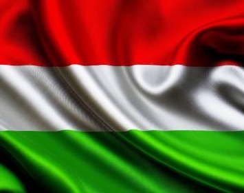 Глава МИД Венгрии призывает РФ не считать присоединение Черногории к НАТО угрозой безопасности