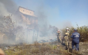 В Винрозсаднике горел жилой дом