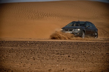 Seat Leon X-Perience испытали пустыней Сахара