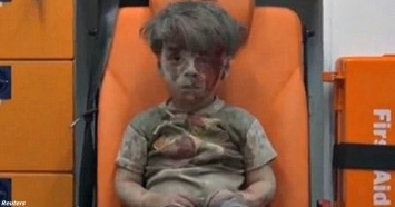Помните этого сирийского мальчика? Посмотрите, какой он сейчас!