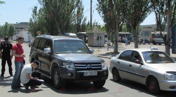 В Бердянске ребенок угодил под колеса внедорожника