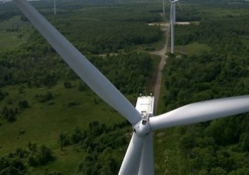 Казахстан и украинская "ФВТ" договариваются о расширении ветропарка в Ерейментау до 300 МВт