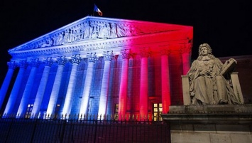 Курьезы французских парламентских выборов: за мандат депутата Национального собрания поборются Наполеон и Обама