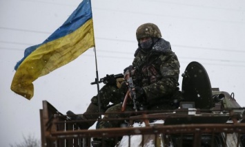 За год войны Украина опустилась на 25 место в рейтинге мощи армий