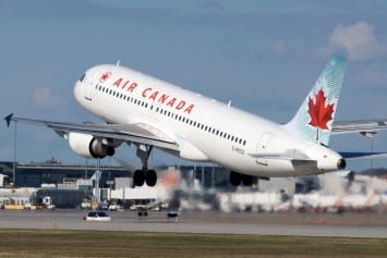 Пилот самолета компании «Air Canada» прервал перелет ради собаки