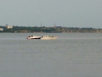 Возле Крыма произошло смертельное столкновение катера с яхтой: появились фото