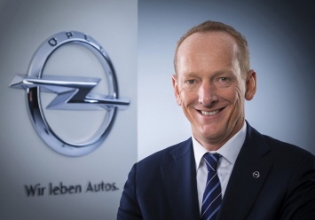 Руководитель Opel ушел со своей должности