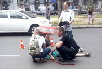 В Николаеве машина сбила школьника на пешеходном переходе