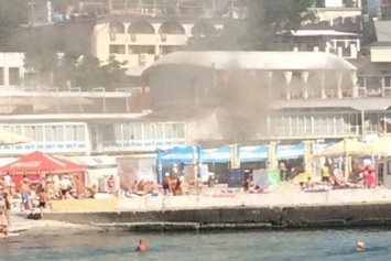 На пляже Аркадия в Одессе горело кафе