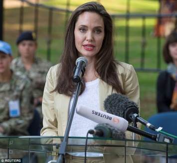 Анджелина Джоли продолжает строить политическую карьеру