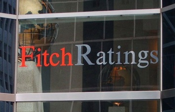 Fitch объявил о «техническом» снижении рейтинга ПриватБанка в ходе сделки по продлению евробондов и субдолга