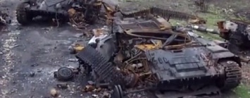 Парубий рассказал, что ВСУ могли уничтожить сотни российских танков в Дебальцево