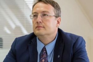 Антон Геращенко подробно рассказал о вирусе, поразившем Украину: атака готовилась больше месяца