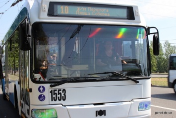 Троллейбус №10 изменил маршрут