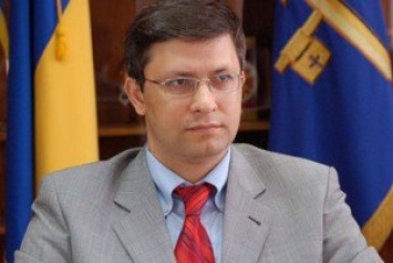 Член Конституционной комиссии Украины высказался резко против идеи дать меджлисовцам автономию