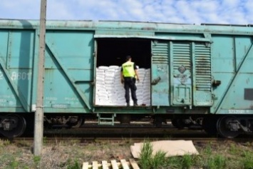 В Польше выявили рекордный груз контрабанды сигарет в поезде из России