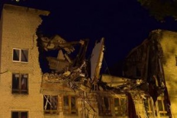 Обрушение здания донецкого университета: названы новые версии