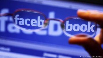 Бундестаг одобрил закон о Facebook