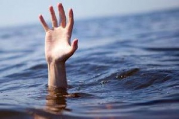 В Херсонской области ищут утонувшего 16-летнего парня