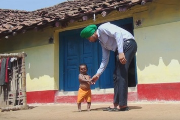 50-летний индиец перестал расти в возрасте пяти лет