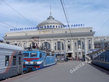 «Укрзализныця» назначила два дополнительных поезда в Одессу из Киева и Львова