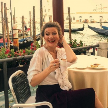 Итальянские страсти: Жанна Бадоева поделилась нежными снимками со своим мужем