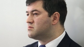 На закрытом заседании суд не пустил горе-фискала Насирова в Германию для лечения и оставил е-браслет